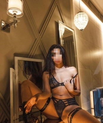 Алина